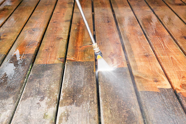 Best Rust Removal  in Gulf Breeze, FL